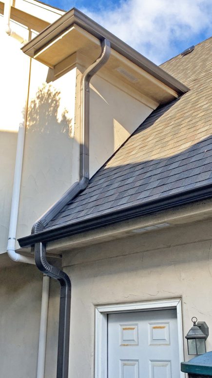 GAF Timberline American Harvest shingles roof installation and gutters replacement in Hinsdale project photo 2