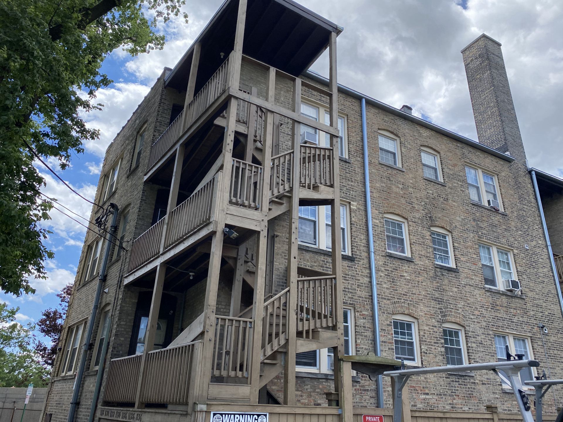 hoa building porches painting oak park