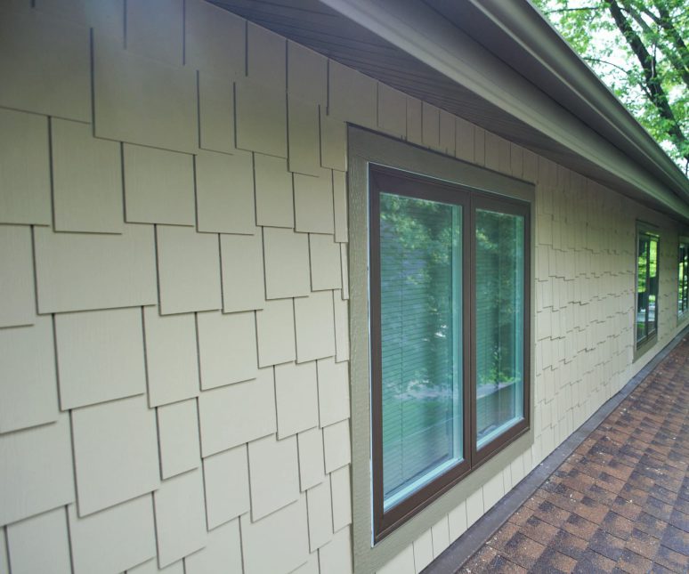 James Hardie lap siding in Northbrook project photo 4