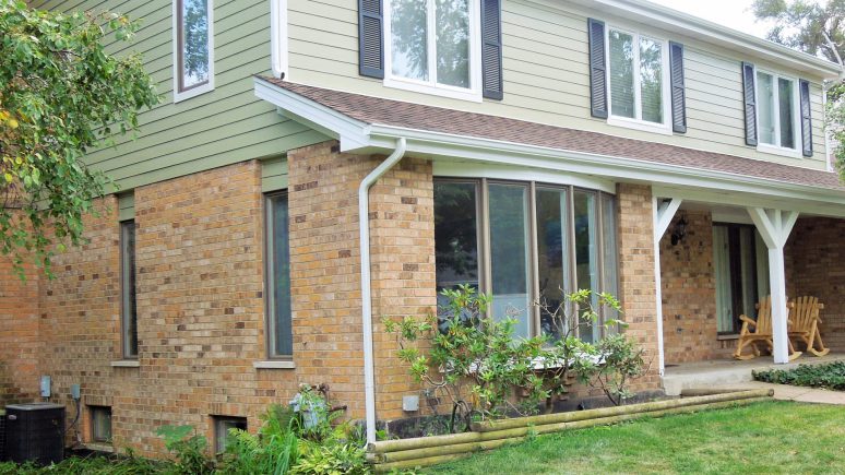 James Hardie fiber cement siding in Willowbrook project photo 2