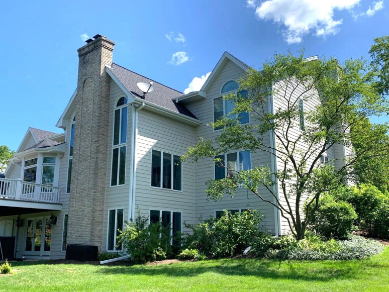 LP SmartSide siding installation in St, Charles project photo 1