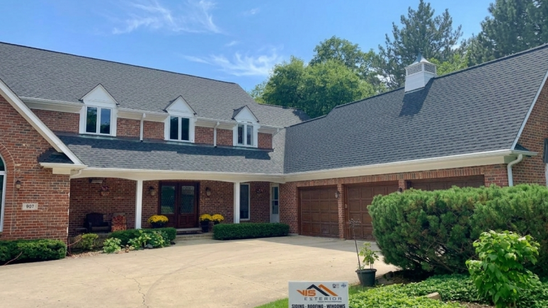 new asphalt shingles roof