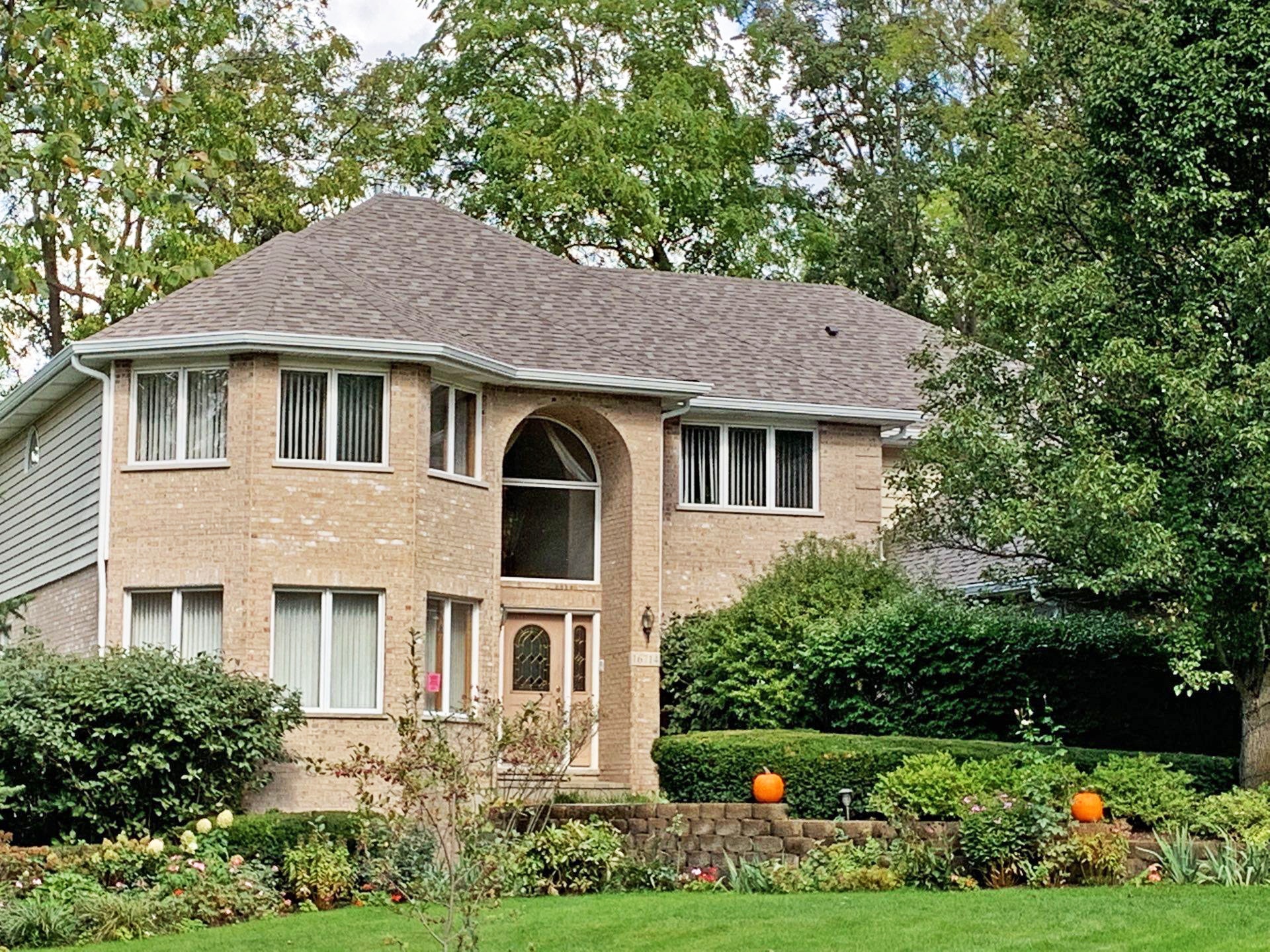 Owens Corning architectural shingle roofing guttering Homer Glen 60441