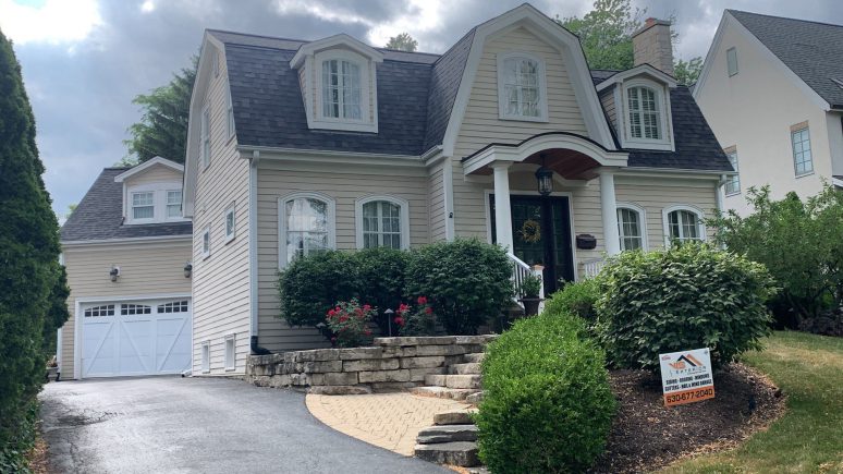 Owens Corning Duration Shingles Roof Installation in Clarendon Hills project photo 2