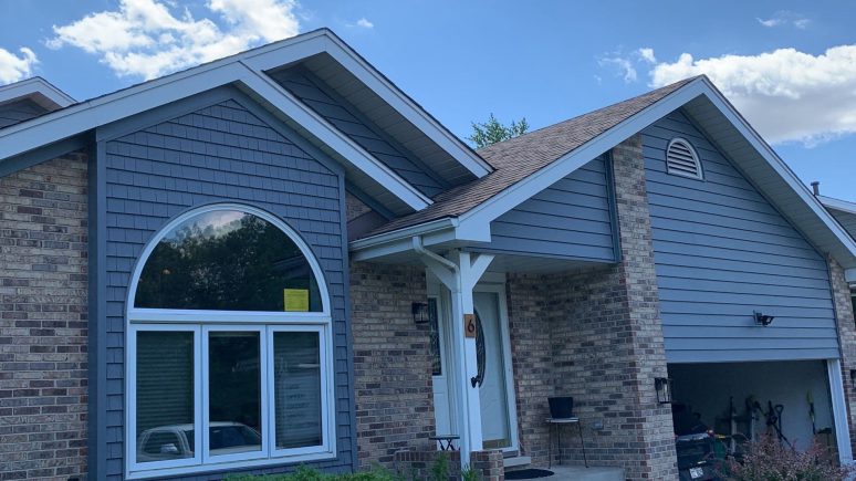 Royal vinyl Insulated & Shake and Shingles siding installation in Lemont project photo 2