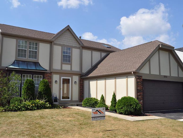 Shingle roofing and James Hardie siding in Carol Stream project photo 6