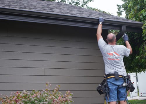 siding and roof replacement in Medinah project photo 2