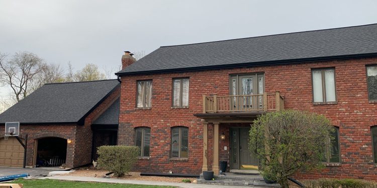 James Hardie siding installation and shingle roof replacement in Wheaton project photo 3