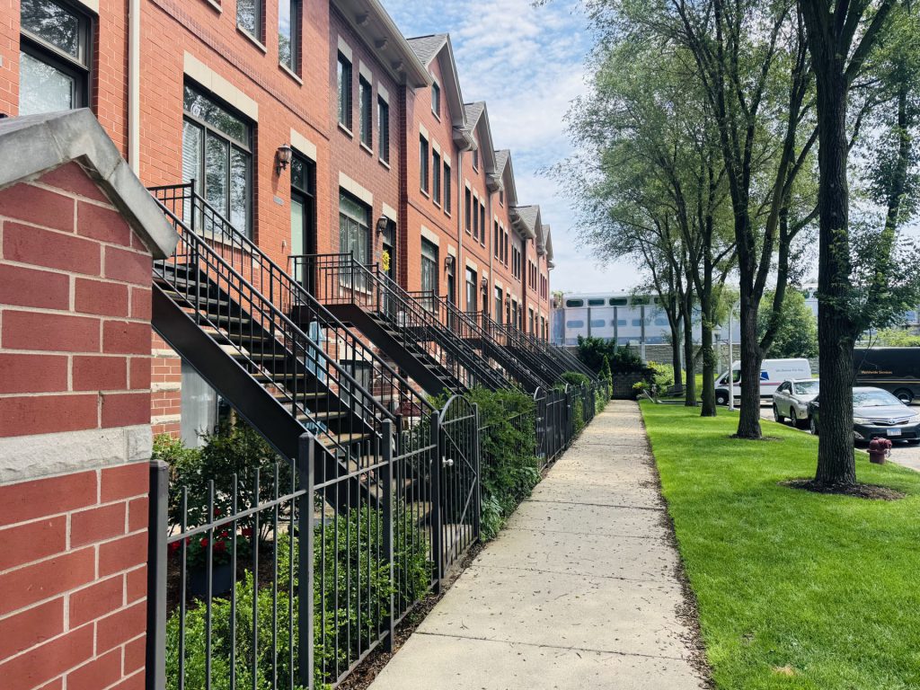 townhouse complex exterior painting chicago